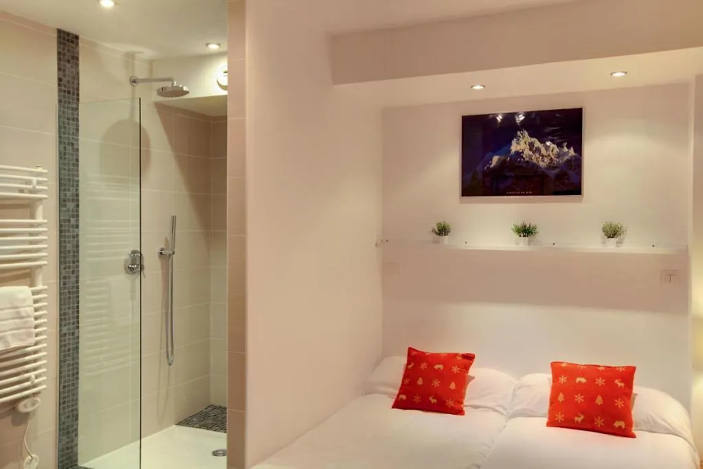 Les Campanules Hotel Les Houches 2*,  France