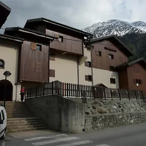 Le Rustica, 3 Rooms, 3 Stars, 6 People Appartement